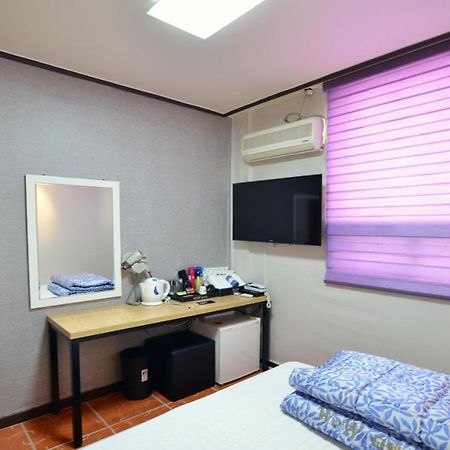 Wow Motel Пусан Екстериор снимка
